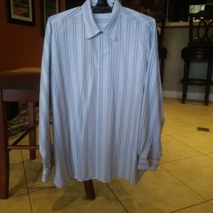 Mens Perry Ellis button down dress shirt